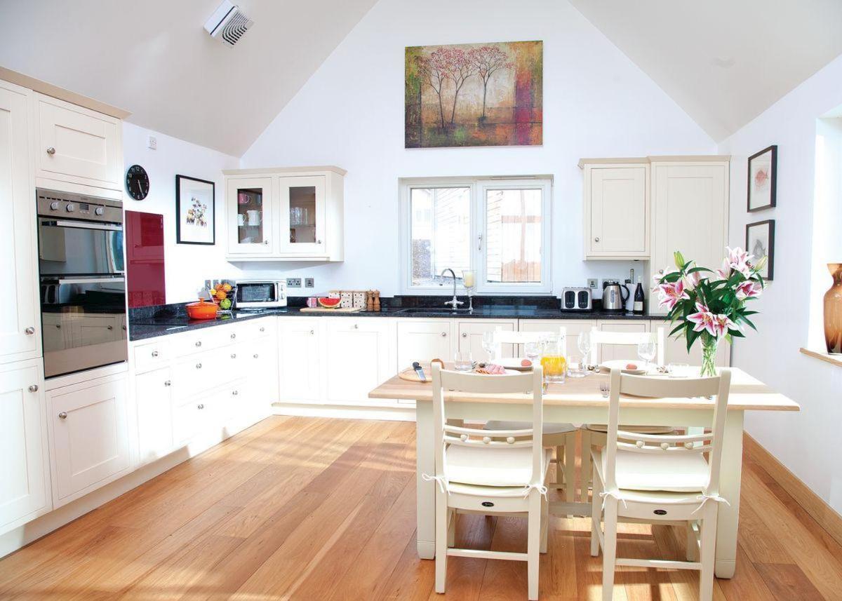 Swandown Lodges Chard Ngoại thất bức ảnh